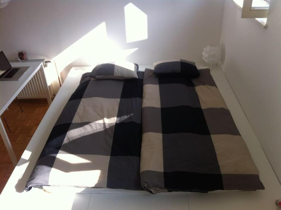 The Cute, Sunny Apartment In The Center +P ลูบลิยานา ภายนอก รูปภาพ